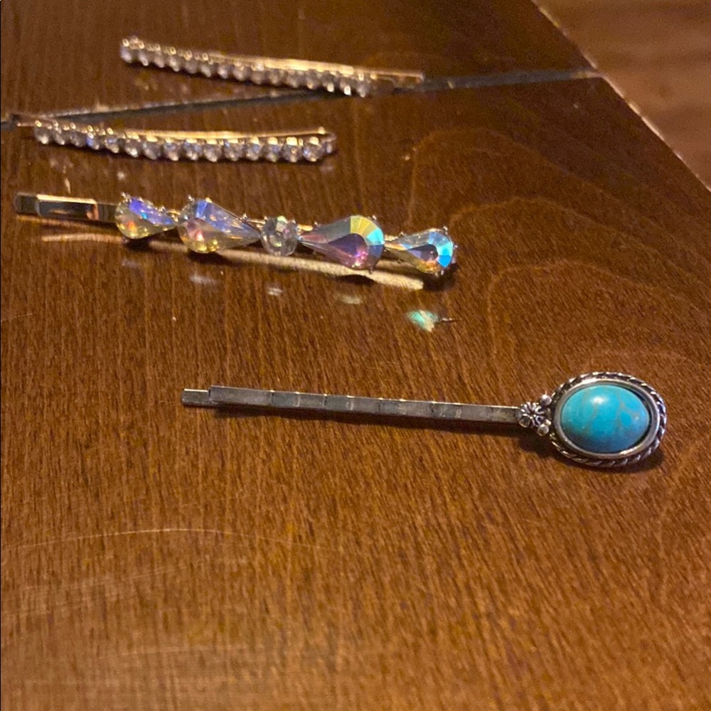 Elegant Hair Clip Set with Turquoise and Crystal Accents